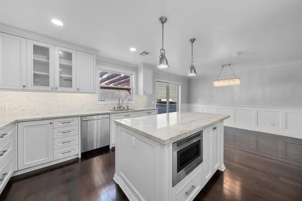 $1,799,000 | 619 Beryl Street, Redondo Beach, CA 90277