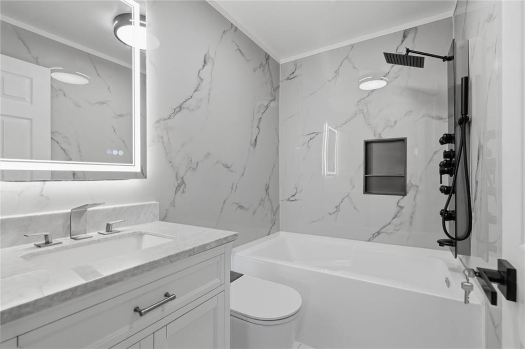 82 Spring Valley Drive Washington, PA 15301 - Photo 15 of 35