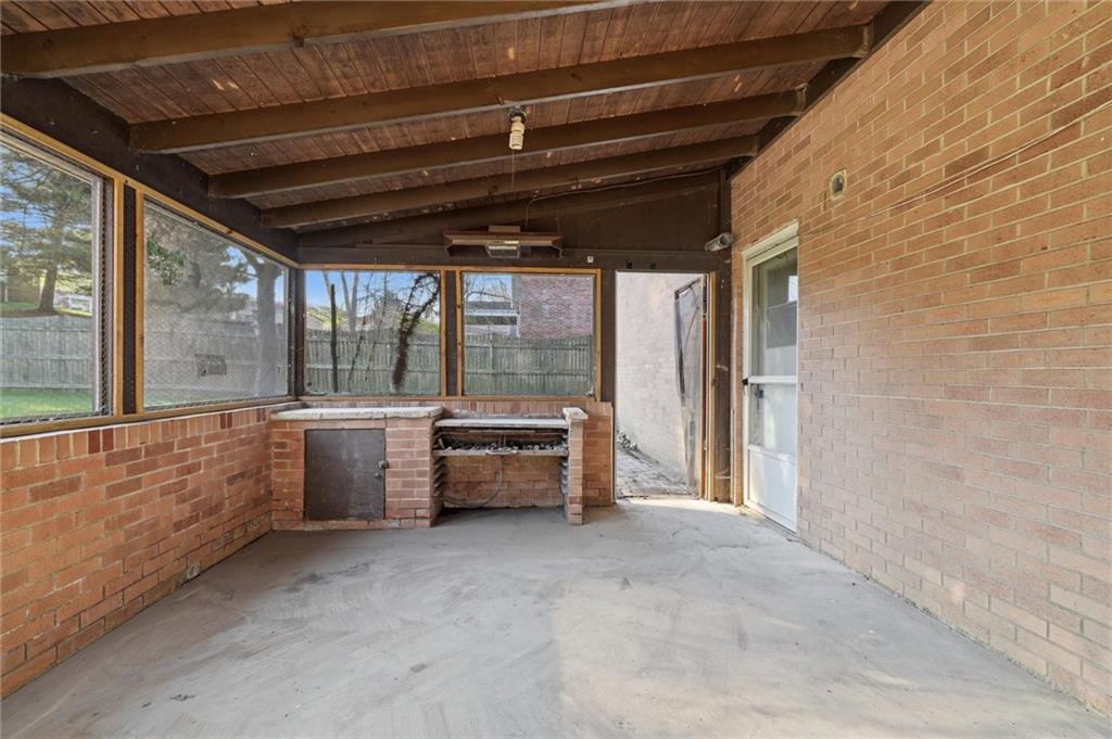 82 Spring Valley Drive Washington, PA 15301 - Photo 29 of 35