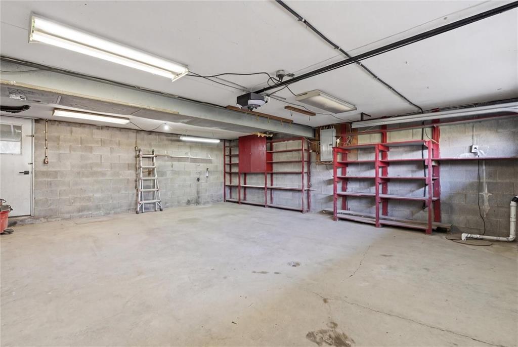 82 Spring Valley Drive Washington, PA 15301 - Photo 33 of 35