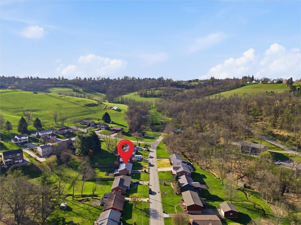 82 Spring Valley Drive Washington, PA 15301 - Photo 5 of 35