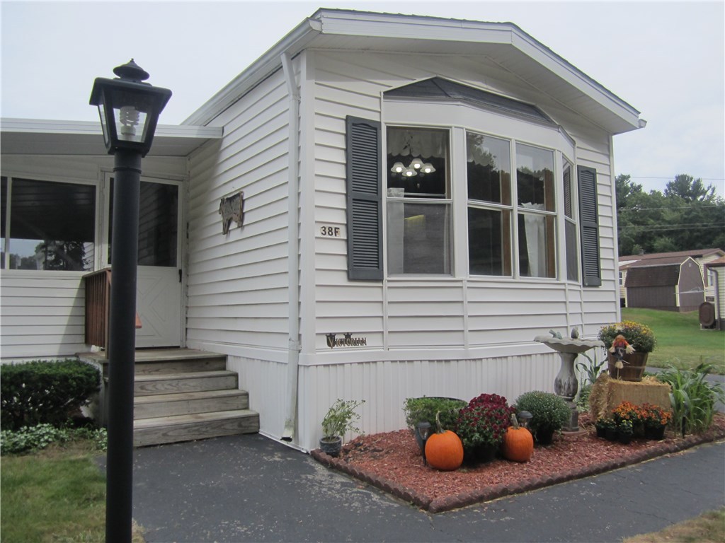 38 Lane F Coventry, RI 02816 - Photo 2 of 19 Gallery Image 2