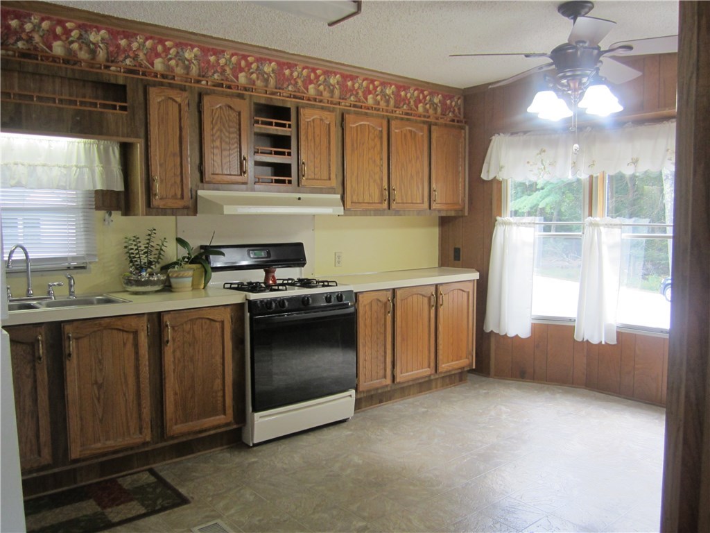 38 Lane F Coventry, RI 02816 - Photo 7 of 19 Gallery Image 7