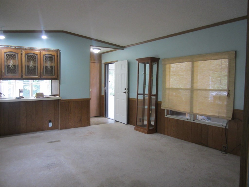 38 Lane F Coventry, RI 02816 - Photo 9 of 19 Gallery Image 9
