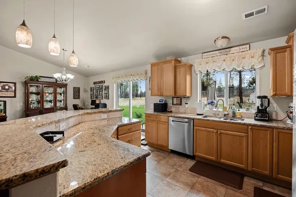 $775,000 | 14305 East Nelson Road, Elk, WA 99009