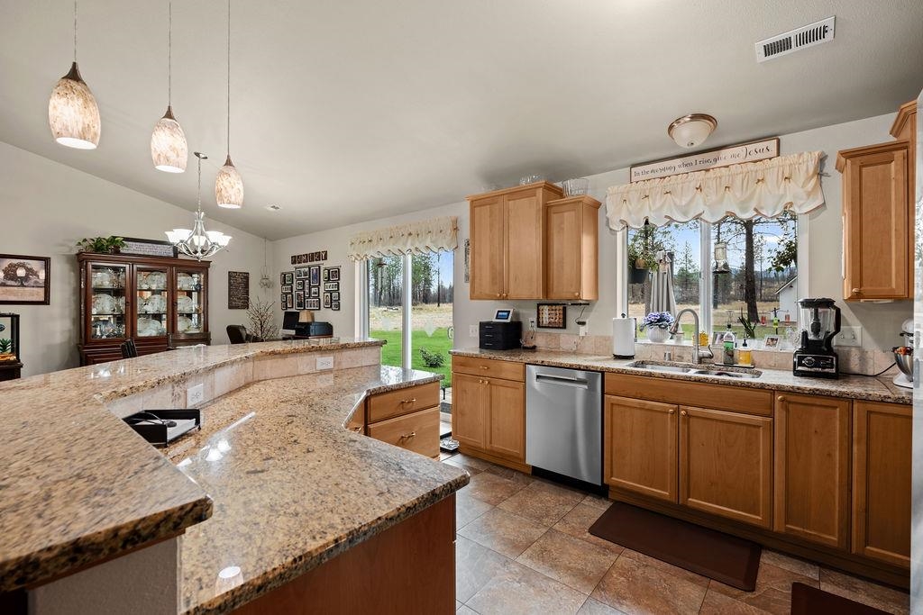 14305 East Nelson Road Elk, WA 99009 - Photo 14 of 48