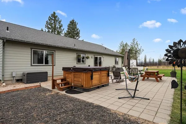$775,000 | 14305 East Nelson Road, Elk, WA 99009