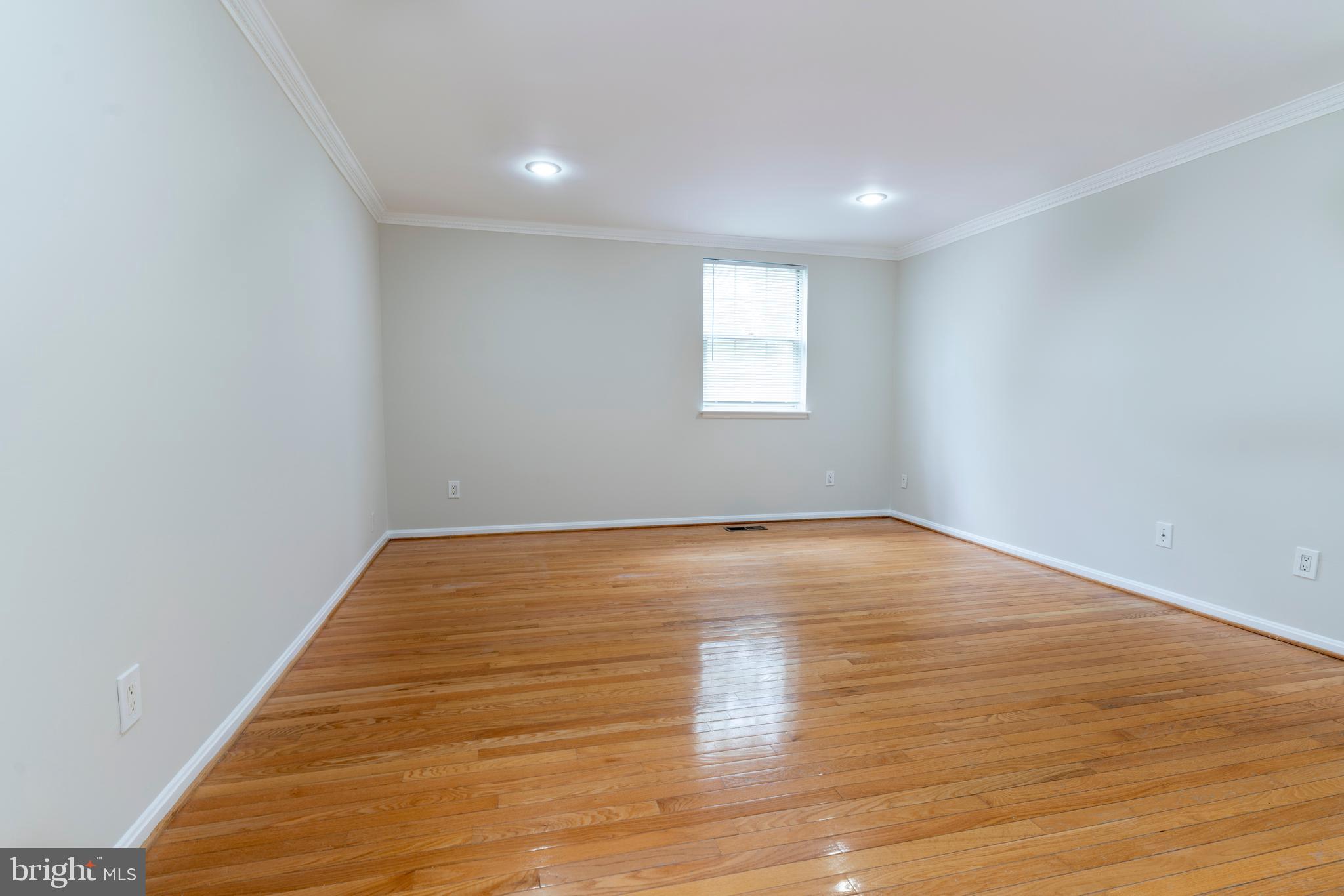 7025 Braddock Mews Place Springfield, VA 22151 - Photo 13 of 35 Bedroom