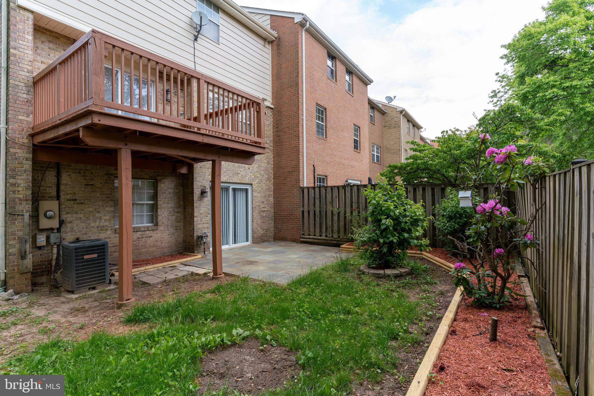 7025 Braddock Mews Place Springfield, VA 22151 - Photo 32 of 35 Rear View