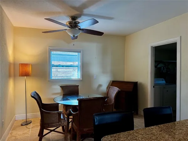 $2,500 | 2559 Arlington Street, Sarasota, FL 34239