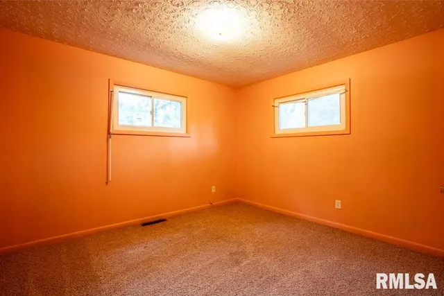 $124,999 | 603 South Maple Street, West Frankfort, IL 62896