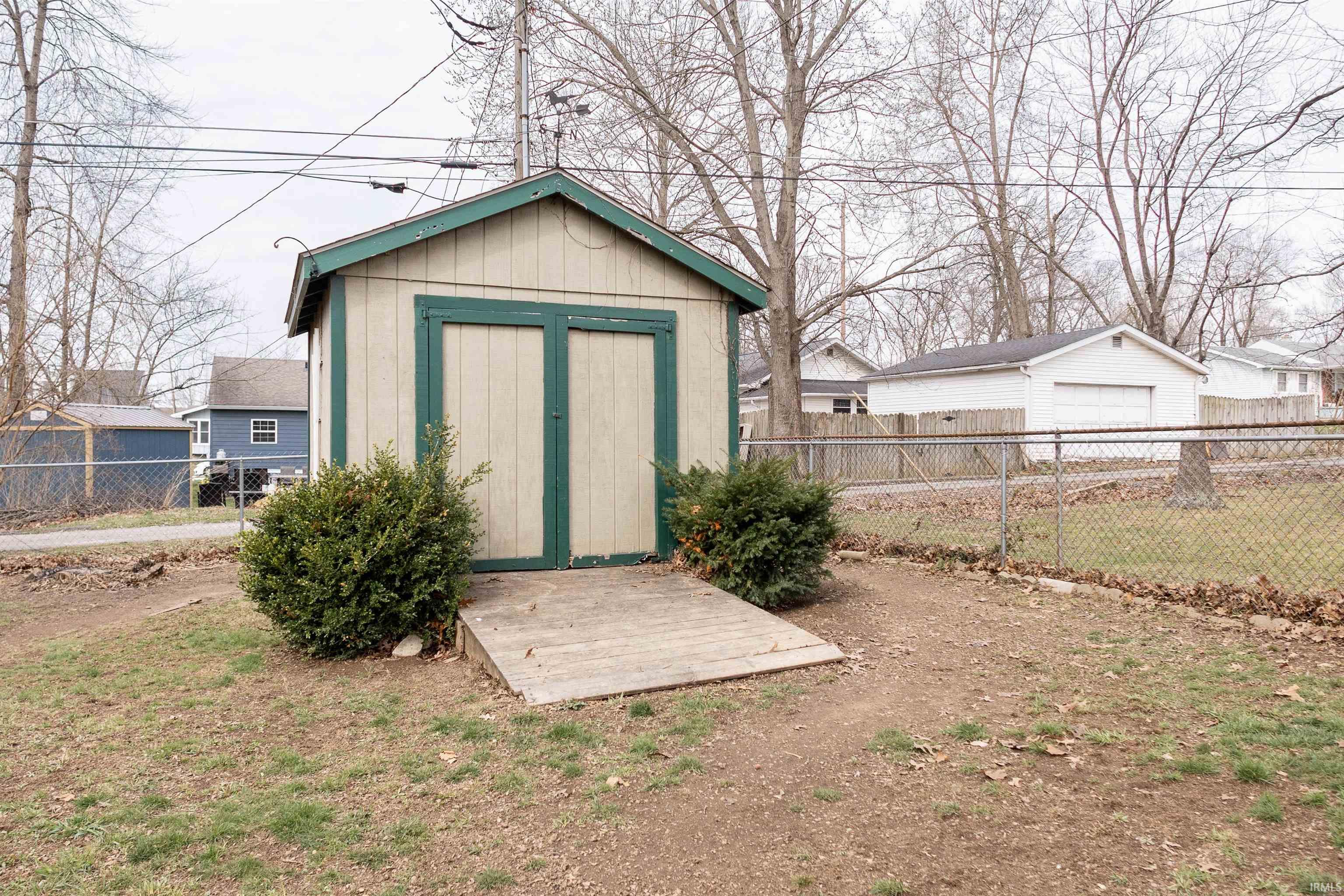 505 T Street Bedford, IN 47421 - Photo 29 of 31