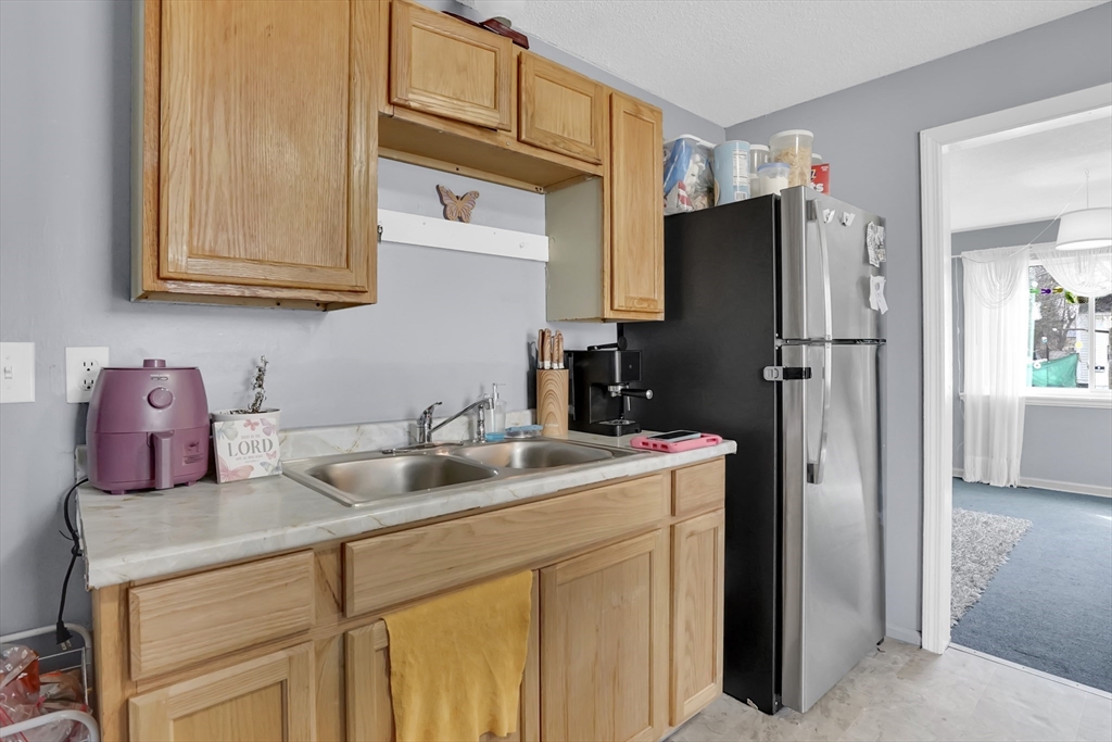 540-542 Union Street Springfield, MA 01109 - Photo 25 of 42