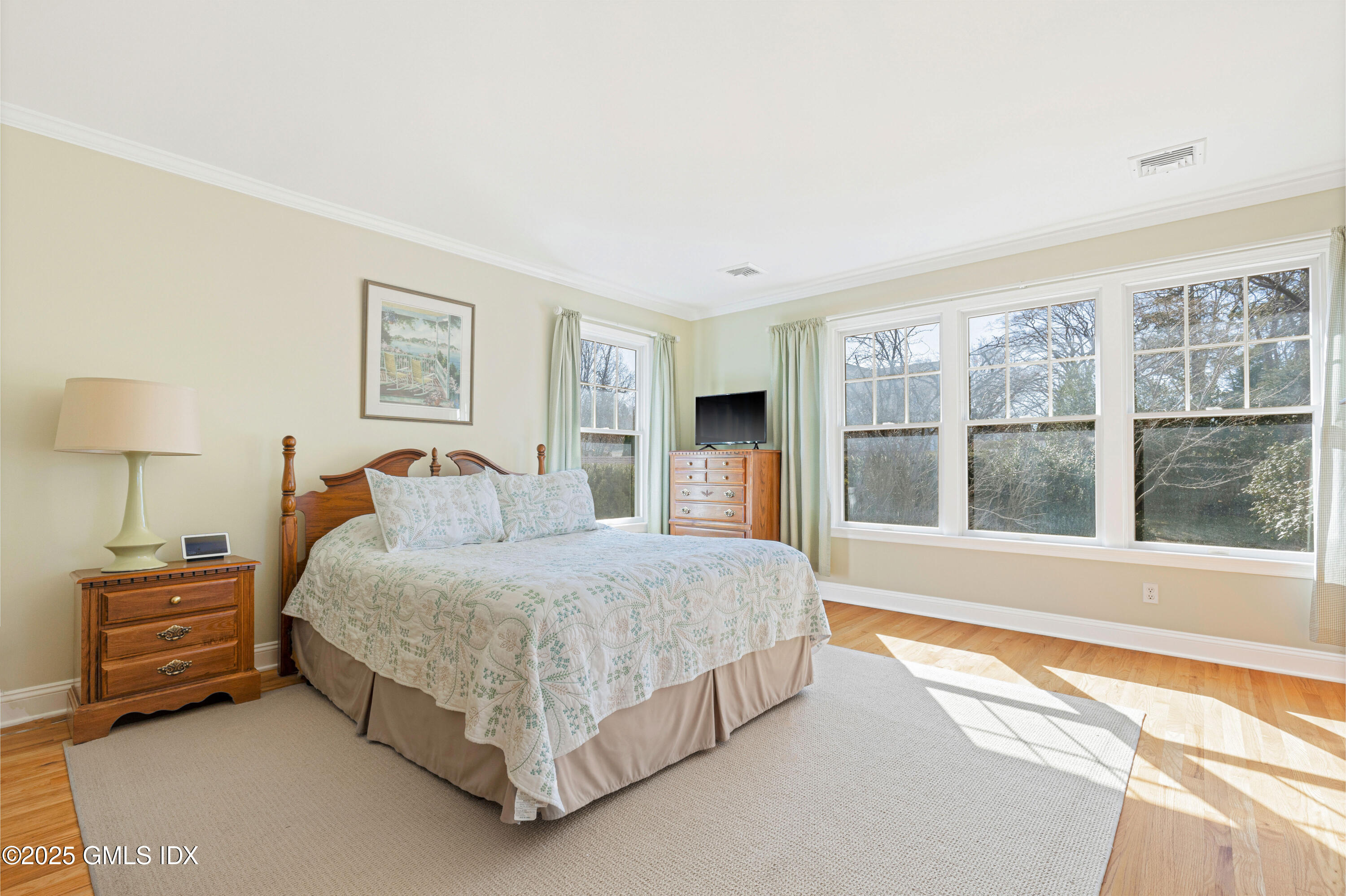 43 Arcadia Road Old Greenwich, CT 06870 - Photo 13 of 28 Primary Suite