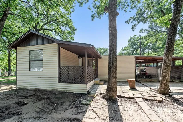 $194,500 | 176 Forest Lane, Gun Barrel City, TX 75156