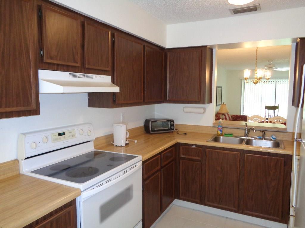 6010 Indrio Road, Unit D5 Fort Pierce, FL 34951 - Photo 2 of 13