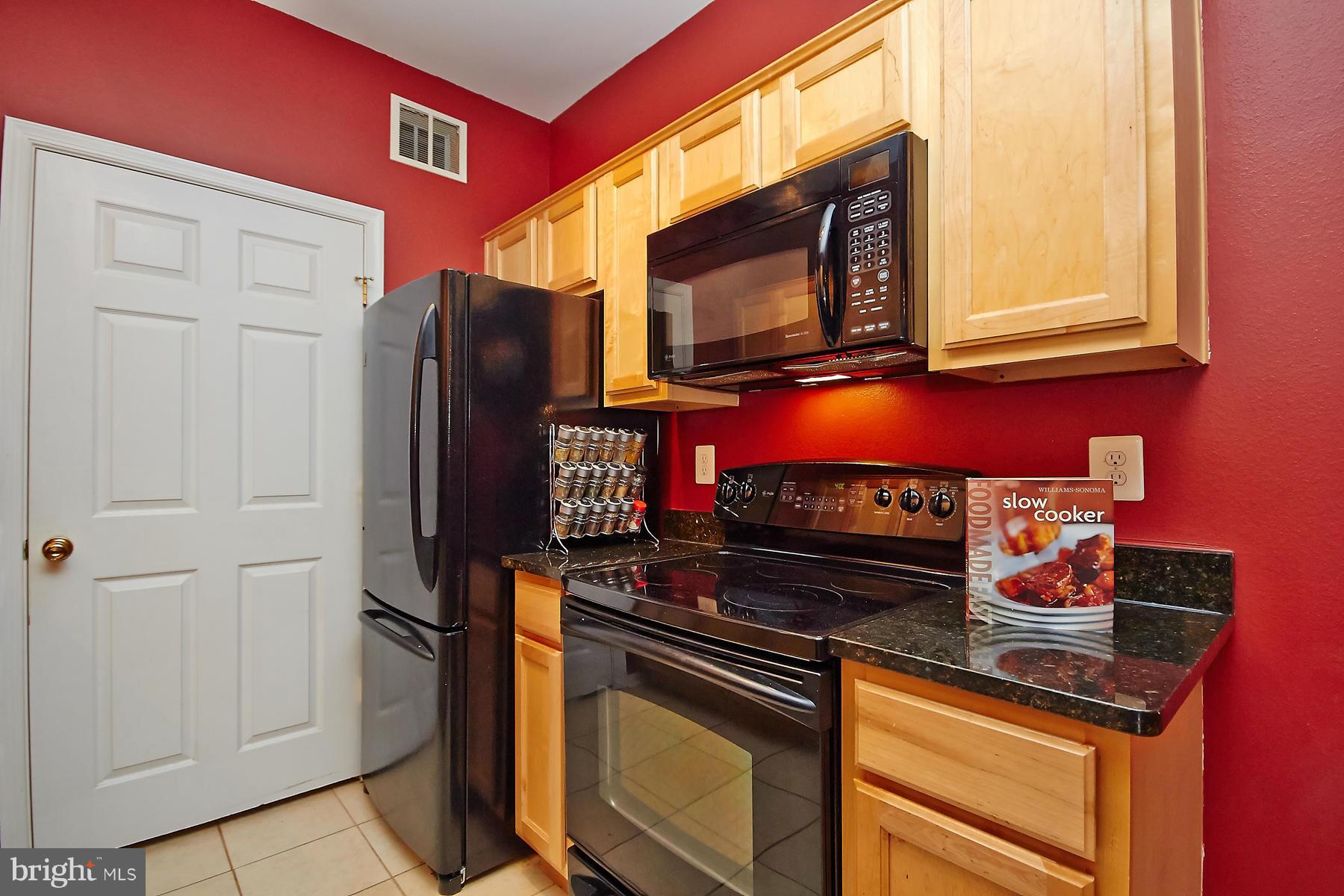 1580 Spring Gate Dr., Unit 4303 McLean, VA 22102 - Photo 10 of 26 Kitchen