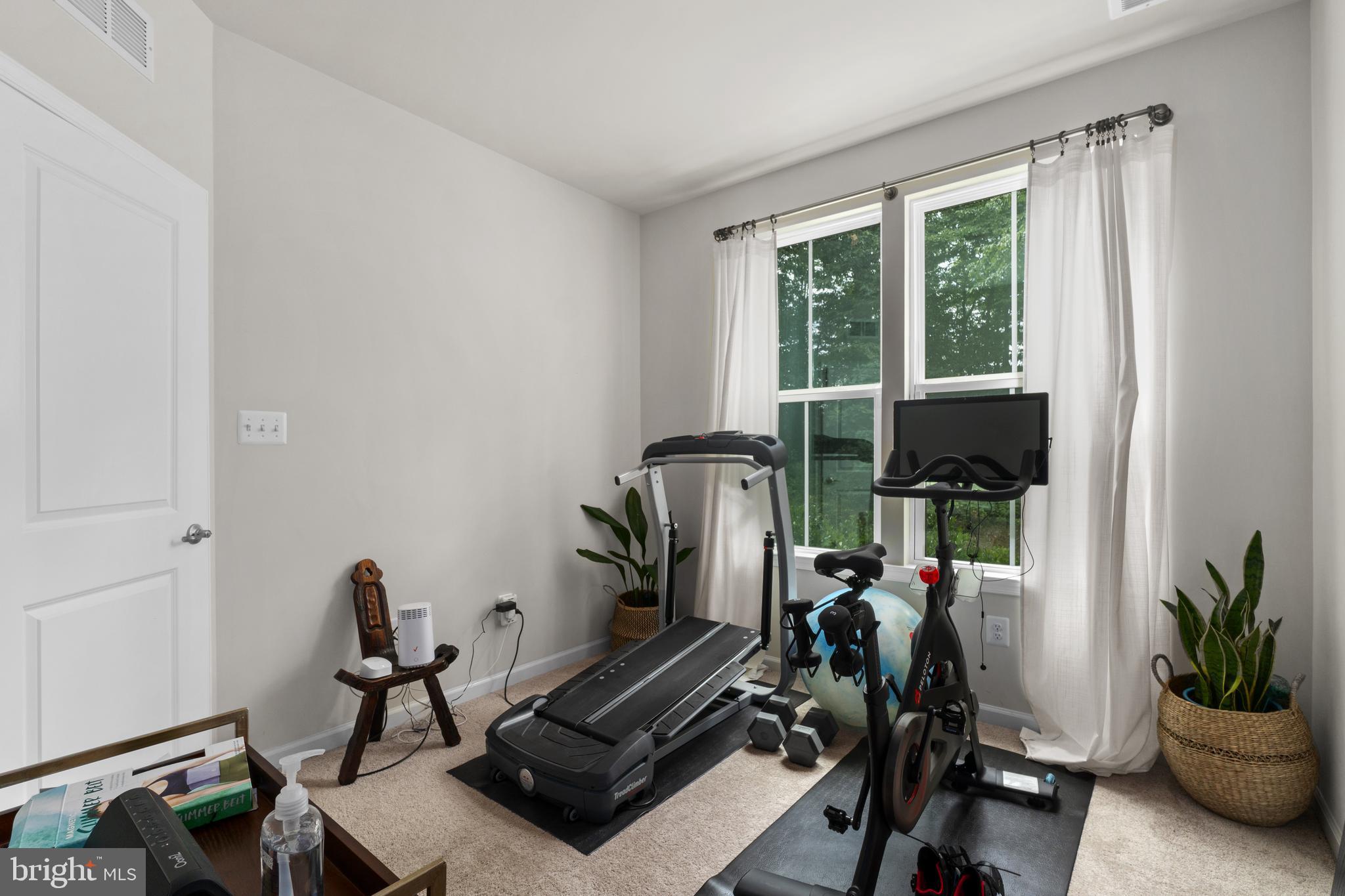 1425 Strahorn Road Hanover, MD 21076 - Photo 6 of 27