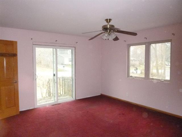 32908 Short Street Burlington, WI 53105 - Photo 6 of 15 1012202511-2-100