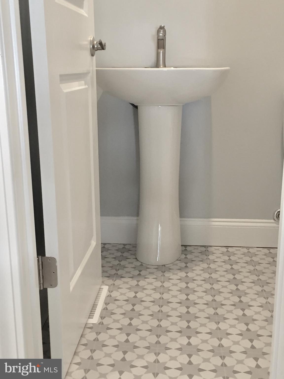 144 Equinox Road Manahawkin, NJ 08050 - Photo 9 of 27 Gallery Image 9