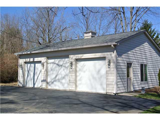 9712 Towne Road Carmel, IN 46032 - Photo 19 of 23 Gallery Image 19