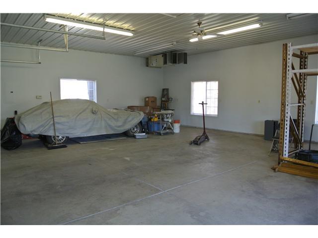 9712 Towne Road Carmel, IN 46032 - Photo 20 of 23 Gallery Image 20