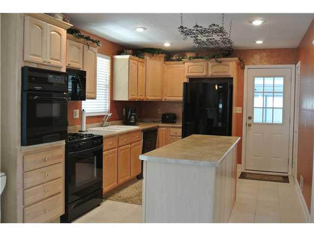 9712 Towne Road Carmel, IN 46032 - Photo 4 of 23 Gallery Image 4