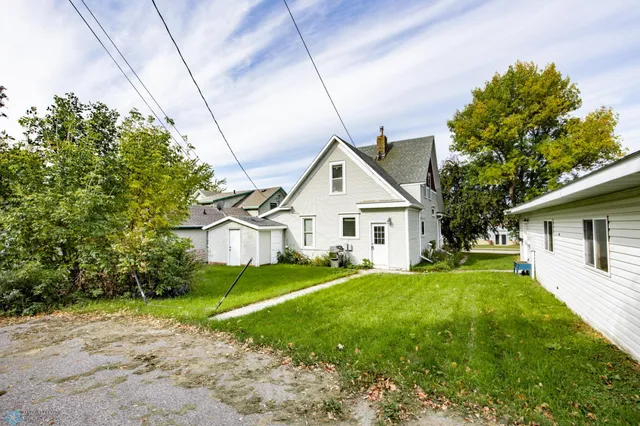 $159,900 | 320 Elm Street, Crookston, MN 56716