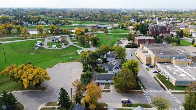 $159,900 | 320 Elm Street, Crookston, MN 56716