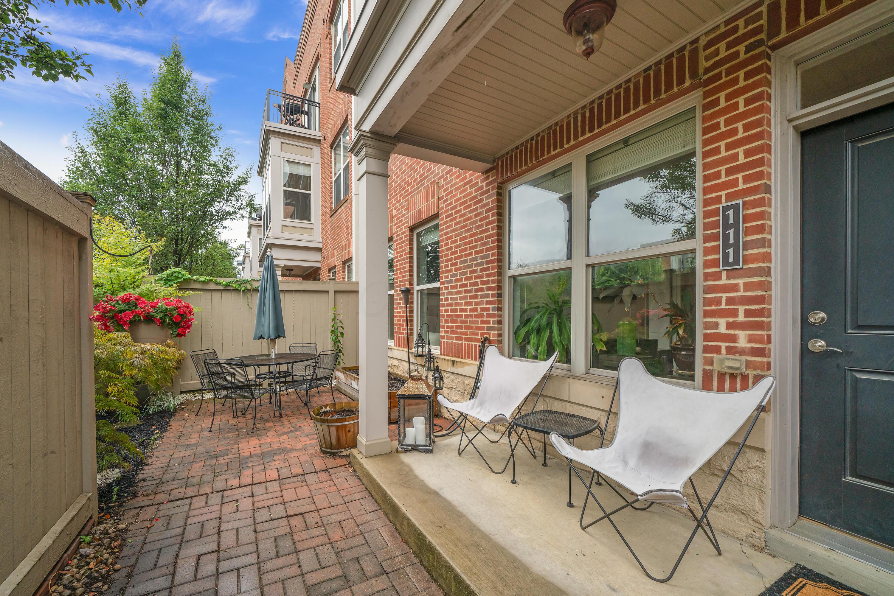 960 Perry Street, Unit 111 Columbus, OH 43215 - Photo 1 of 23