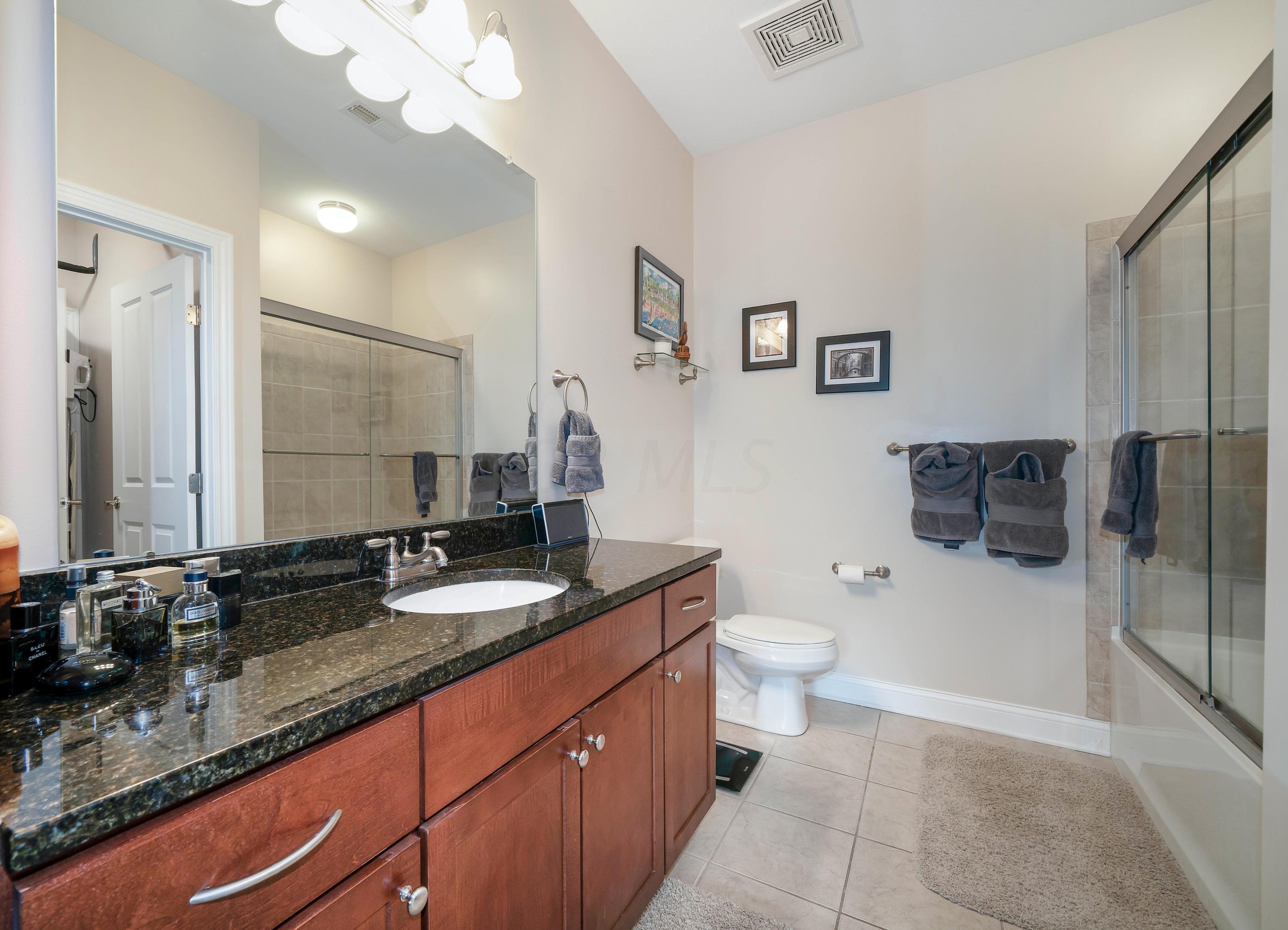 960 Perry Street, Unit 111 Columbus, OH 43215 - Photo 11 of 23