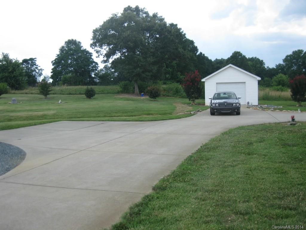 3703 Sikes Mill Road Monroe, NC 28110 - Photo 4 of 5