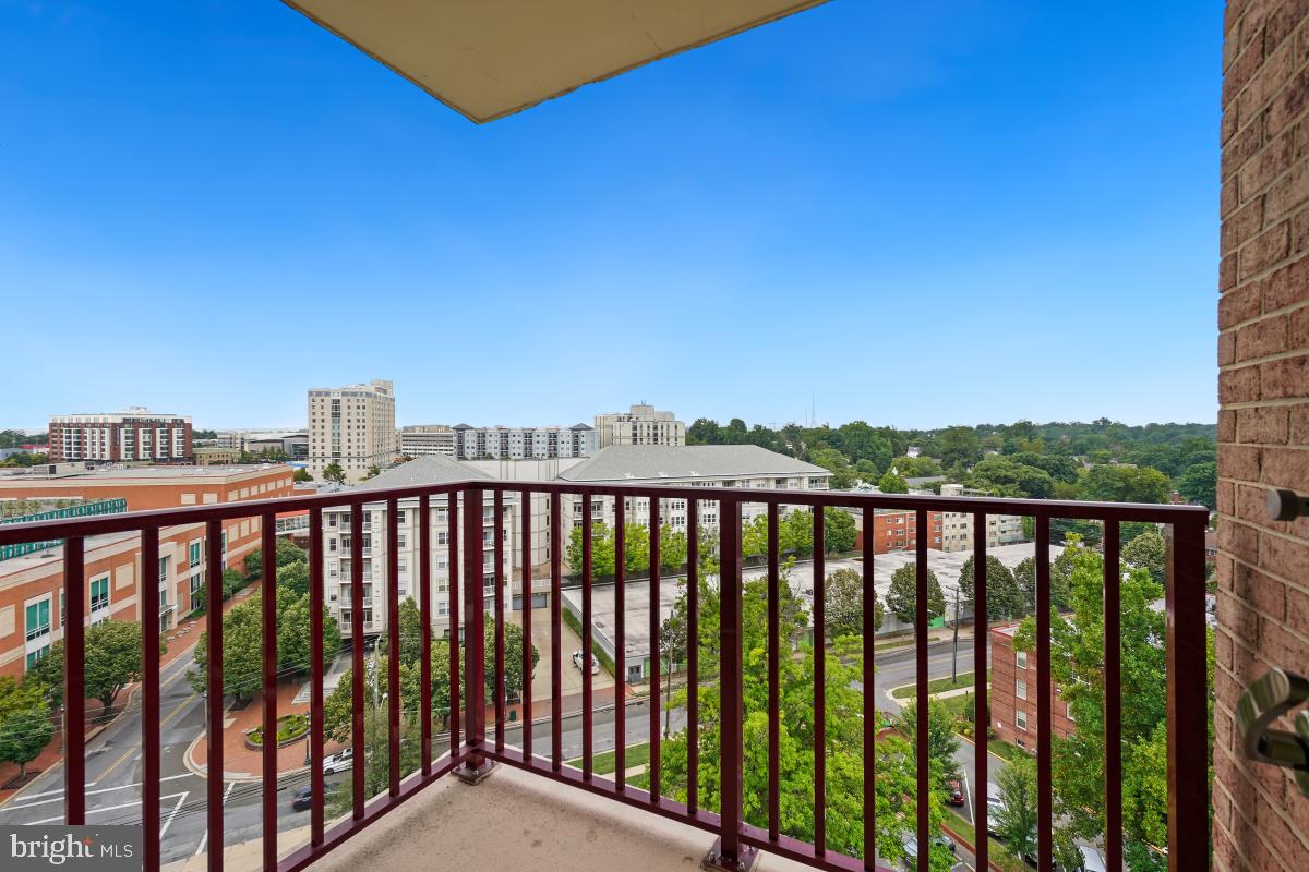 1220 Blair Mill Road, Unit 1205 Silver Spring, MD 20910 - Photo 19 of 45