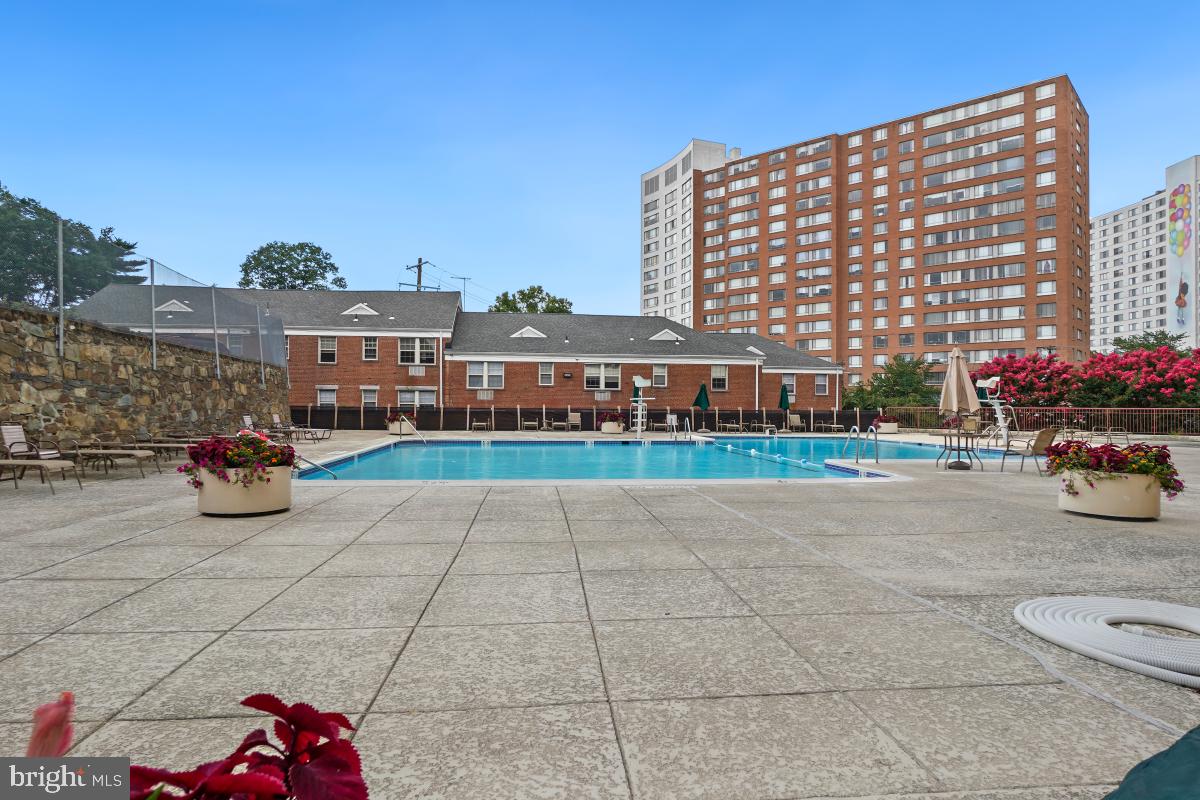 1220 Blair Mill Road, Unit 1205 Silver Spring, MD 20910 - Photo 32 of 45