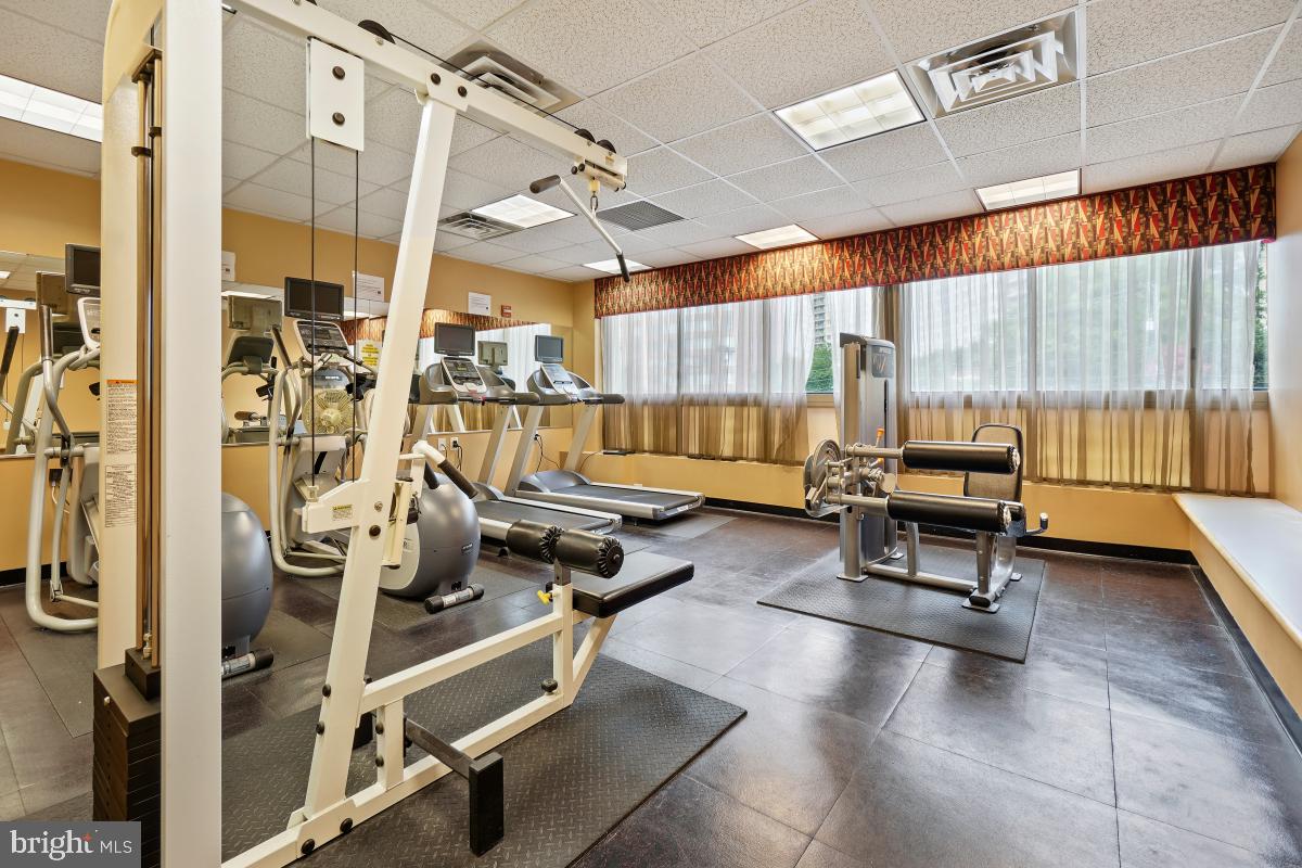 1220 Blair Mill Road, Unit 1205 Silver Spring, MD 20910 - Photo 34 of 45