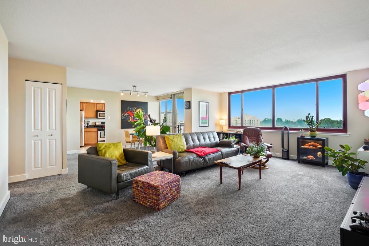 1220 Blair Mill Road, Unit 1205 Silver Spring, MD 20910 - Photo 10 of 45