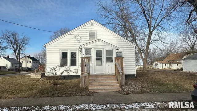 $70,000 | 301 North Franklin Street, Rushville, IL 62681