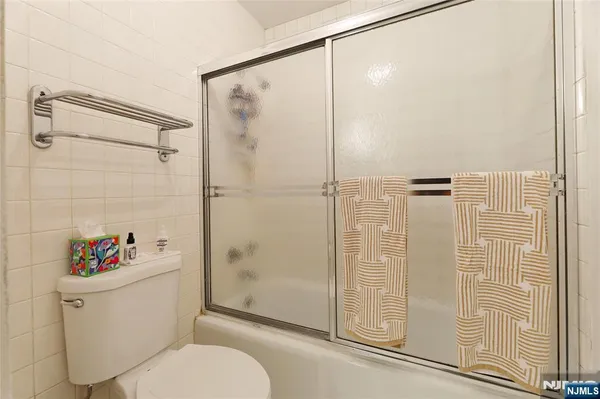 $175,000 | 6 Horizon Road, Unit 2106, Fort Lee, NJ 07024