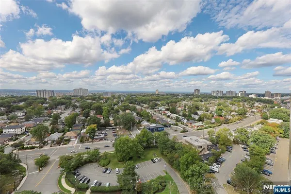 $175,000 | 6 Horizon Road, Unit 2106, Fort Lee, NJ 07024