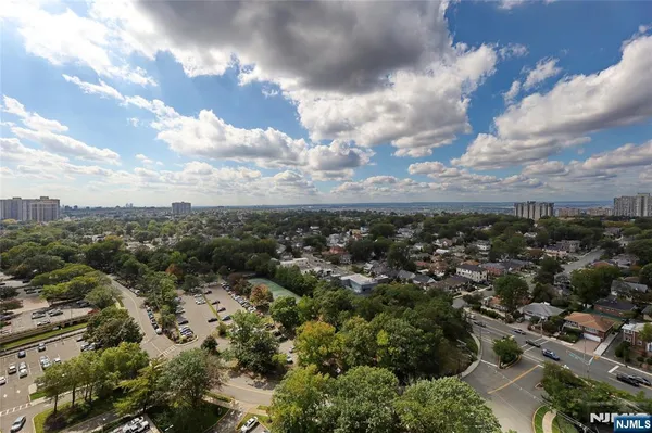 $175,000 | 6 Horizon Road, Unit 2106, Fort Lee, NJ 07024