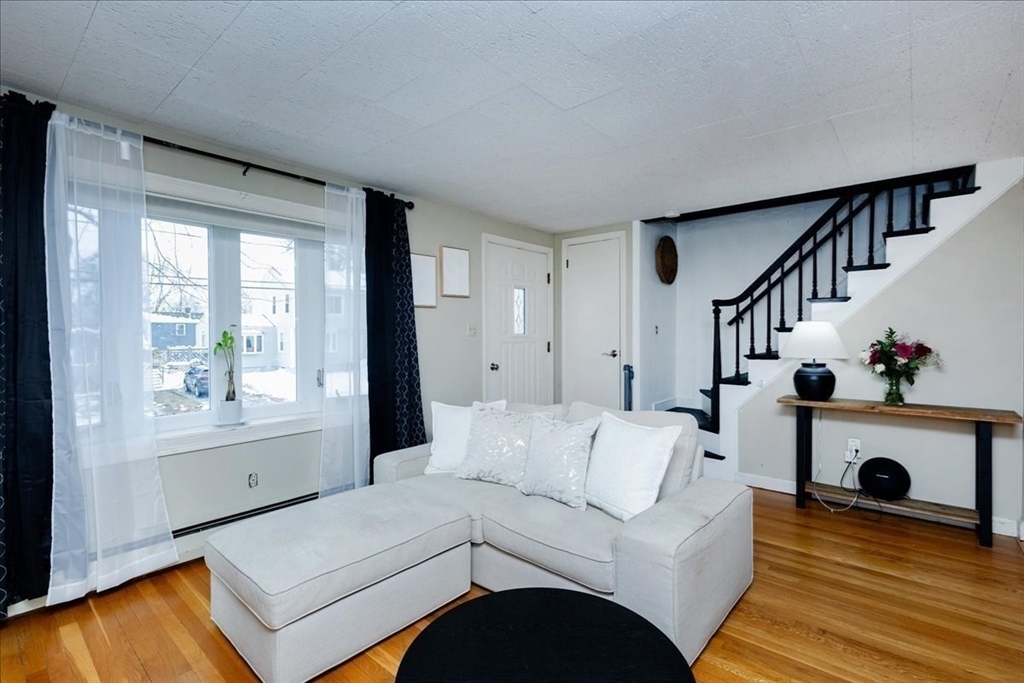 69 Springdale Avenue Dracut, MA 01826 - Photo 12 of 29