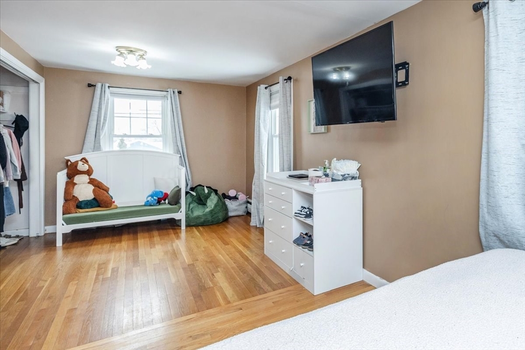 69 Springdale Avenue Dracut, MA 01826 - Photo 16 of 29