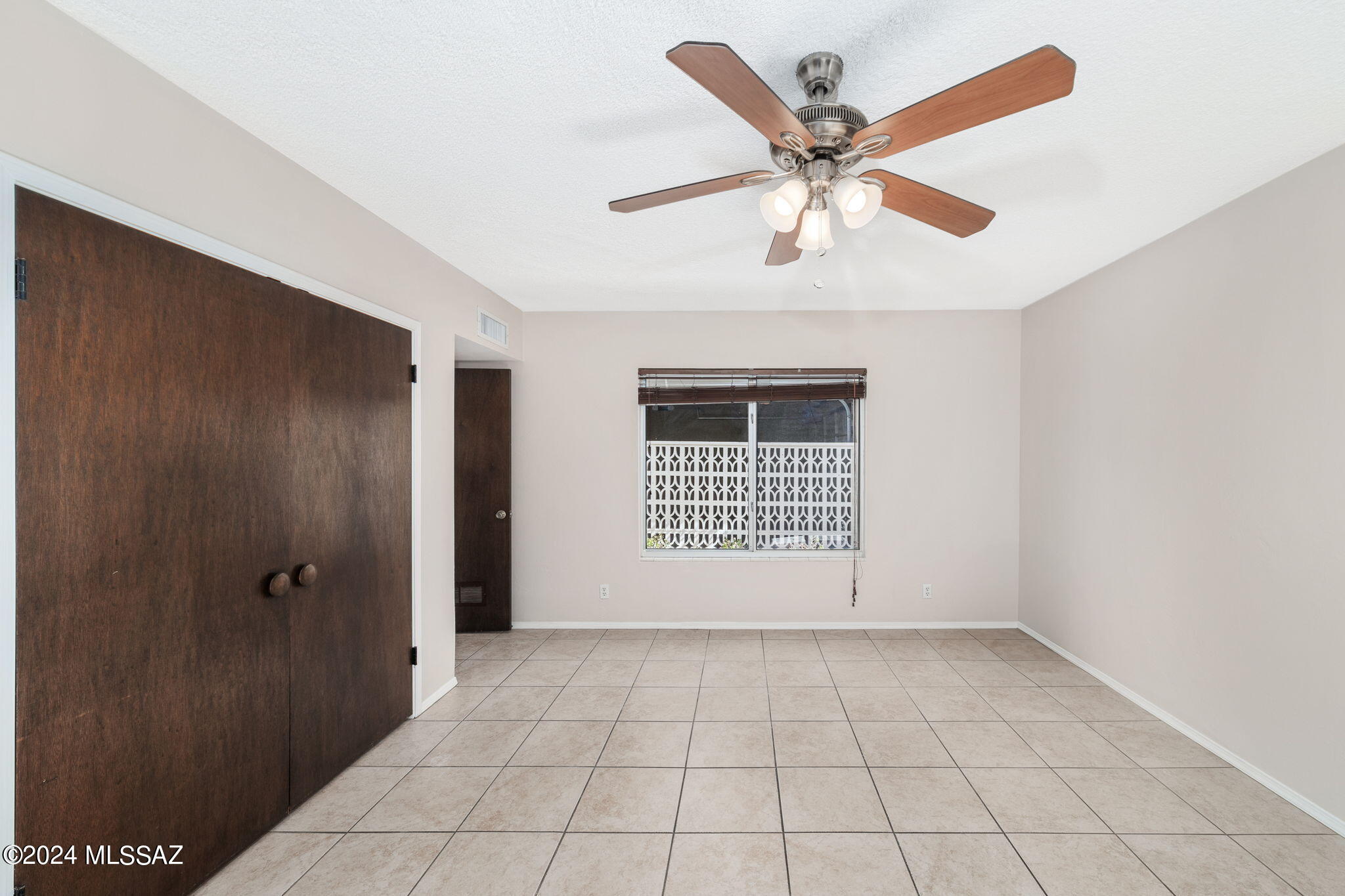 6100 North Oracle Road, Unit 20 Tucson, AZ 85704 - Photo 16 of 28 Gallery Image 16