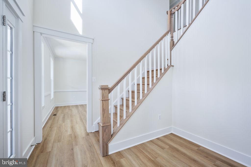 1985 Garrisonville Road Stafford, VA 22556 - Photo 31 of 34 Bright and airy entryway charm.