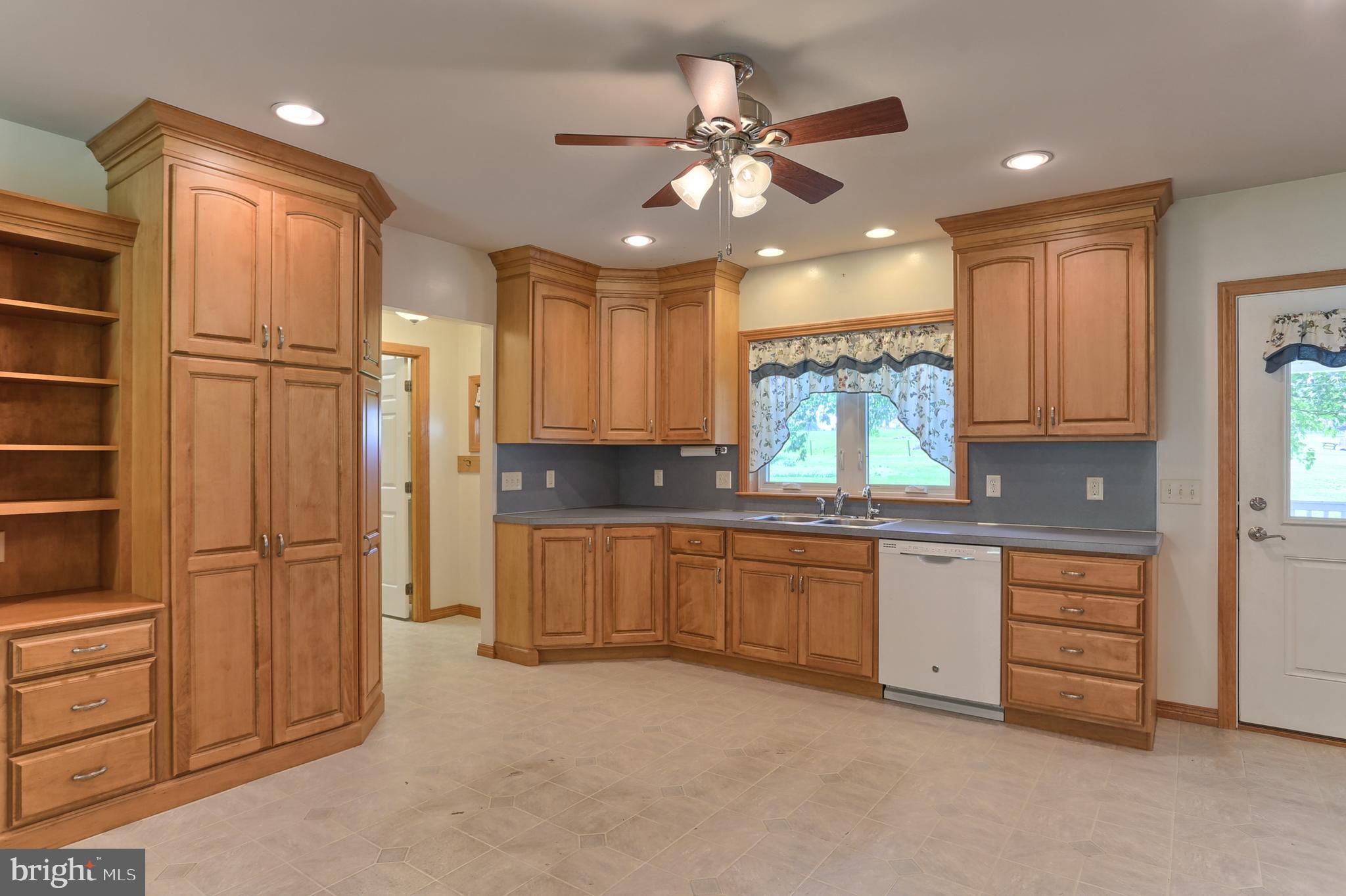 1202 Sportsman Road Robesonia, PA 19551 - Photo 18 of 45 Gallery Image 18