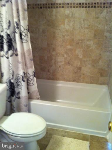 8710 Jarwood Road Rosedale, MD 21237 - Photo 3 of 22 Bath