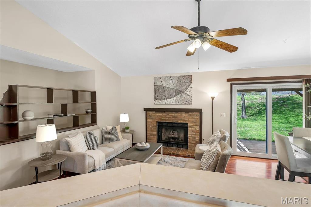 4553 Clearbrook Drive St. Charles, MO 63304 - Photo 13 of 28