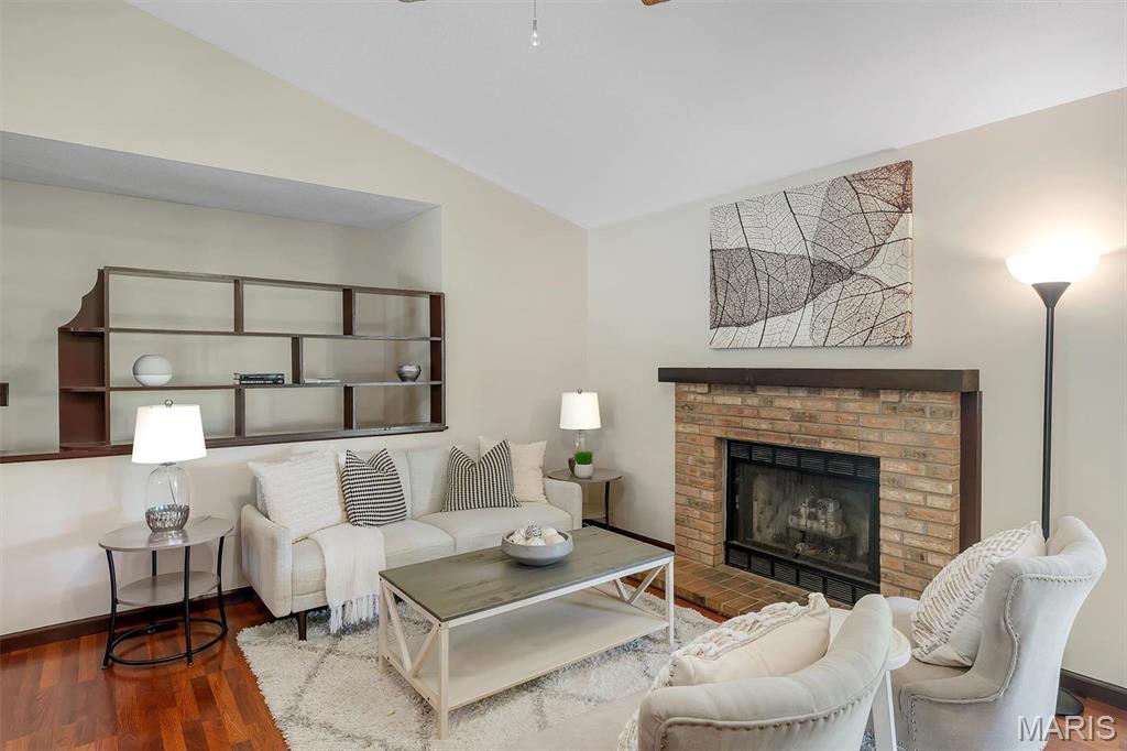 4553 Clearbrook Drive St. Charles, MO 63304 - Photo 6 of 28