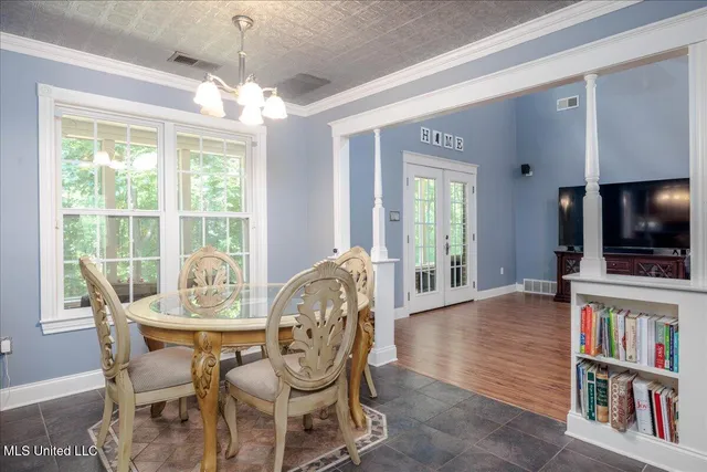 $460,000 | 1995 Old Highway 301, Lake Cormorant, MS 38641