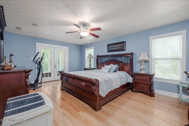 $460,000 | 1995 Old Highway 301, Lake Cormorant, MS 38641